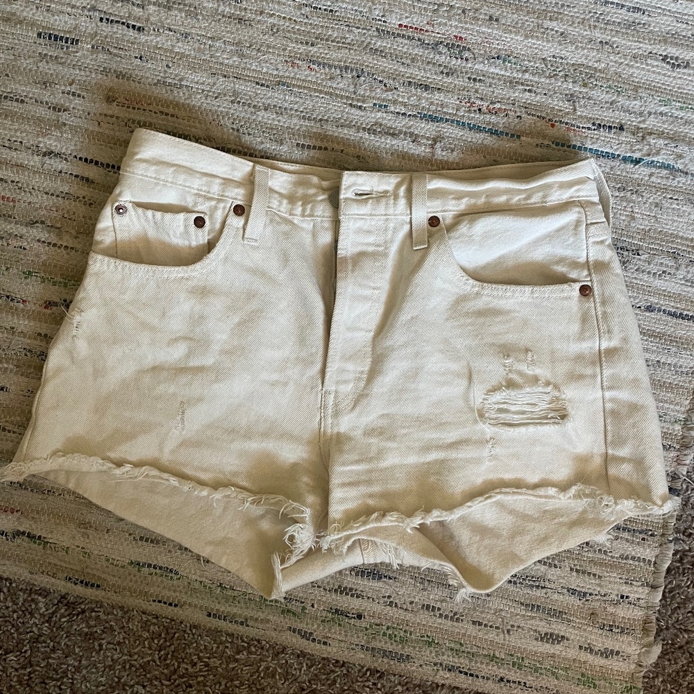 Levi's Off-white 501 Shorts